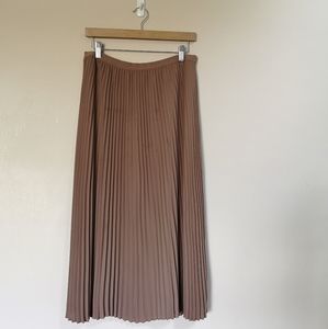 Aritzia Jude pleated skirt, dusty rose - L